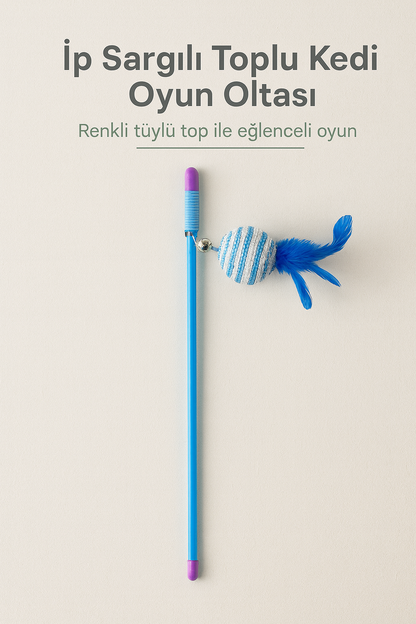 Elastik İpli Çıngıraklı Tüylü Toplu Kedi Oyun Oltası – Hasır İp Sargılı Dayanıklı Oyuncak